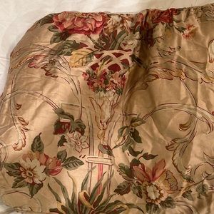Vintage Ralph Lauren bed skirt king